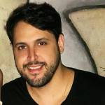 Carlos Alberto Carrazzone MergulhÃŖo Profile Picture