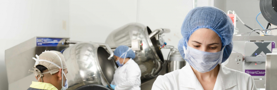 Gabriela Pinheiro Cover Image